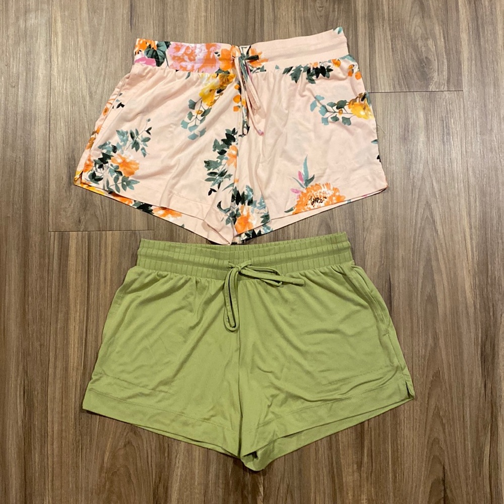 Super soft Flora Nikrooz pajama shorts! BUNDLE